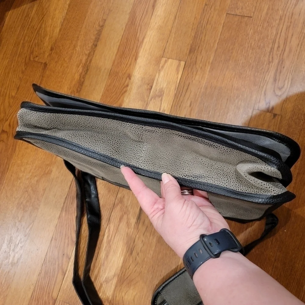 NEW Bellemonde Messenger Bag Gray Black Laptop bag Vegan